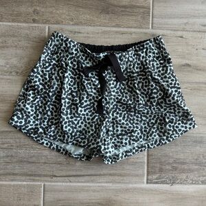 Lululemon Shorts Size 8